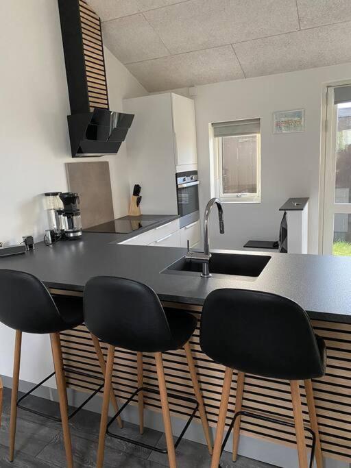 Fin Ny Moderniseret Lejlighed I Skagen. Экстерьер фото